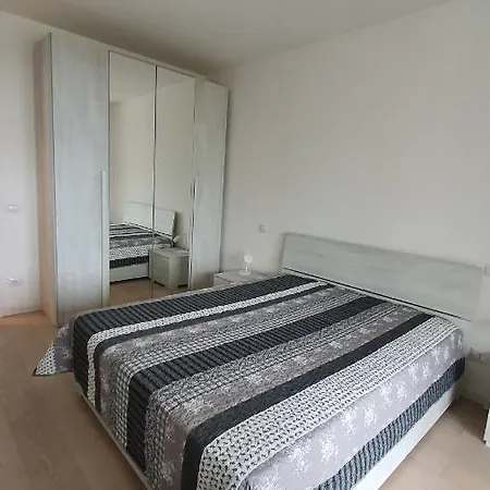 Isola Blu Luxury Apartamento *